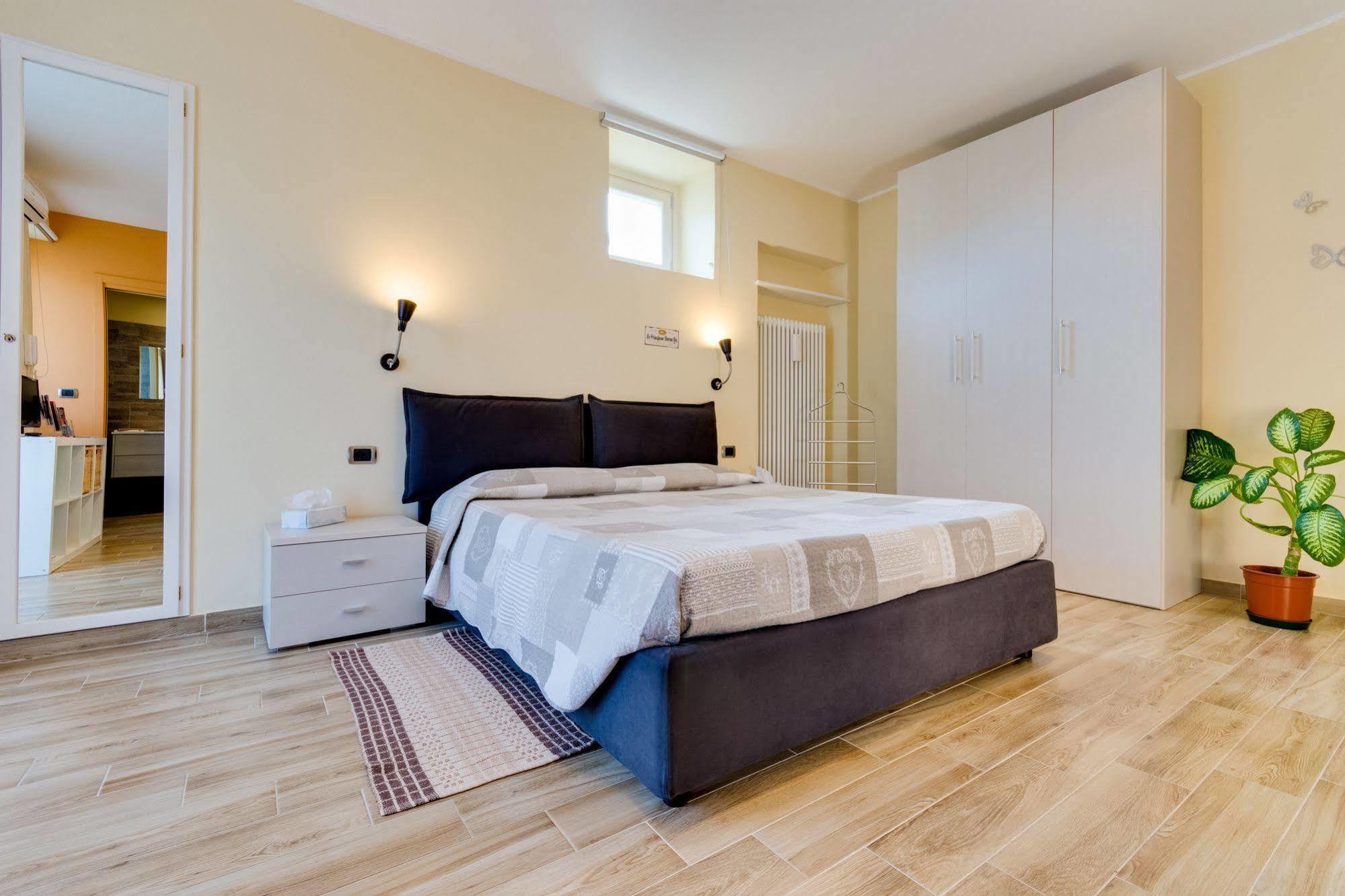 Pacifico Turin Studio Bagian luar foto